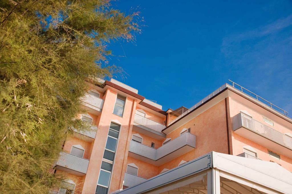 Hotel Corallo Lido di Jesolo Exterior photo